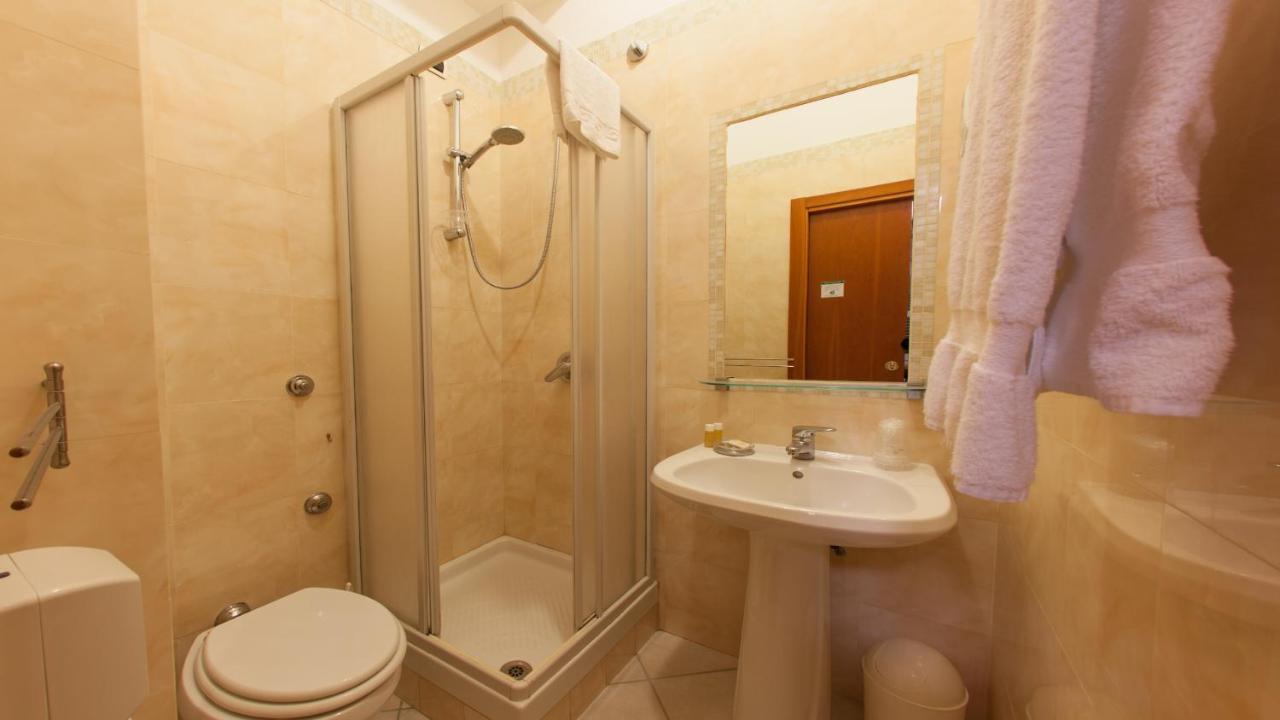 Dama Private Rooms Rome Bagian luar foto